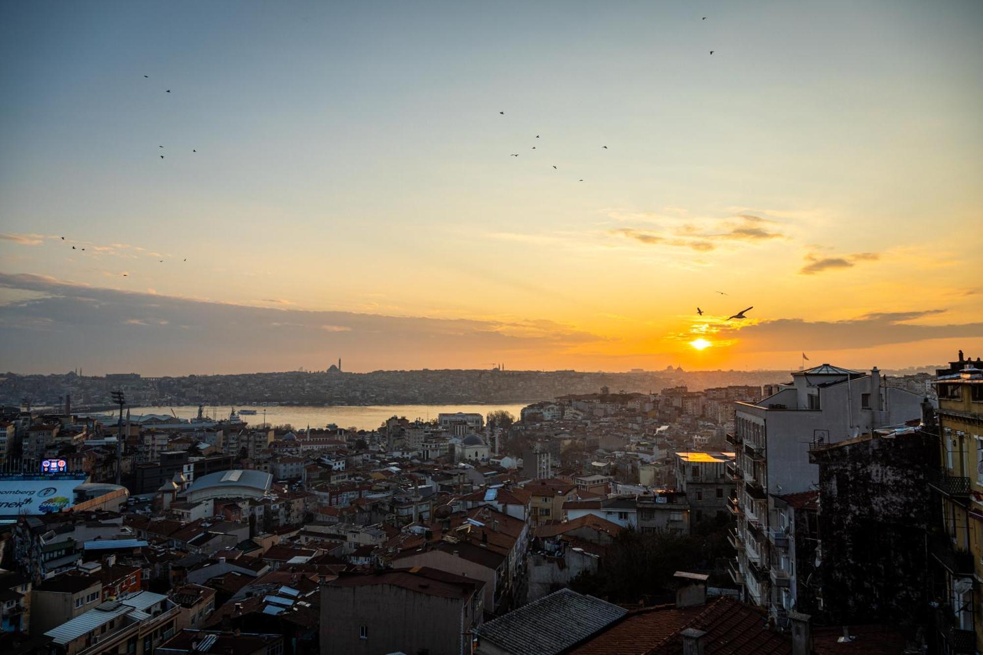 Nm Suites Beyoglu Provincia di Provincia di Istanbul Esterno foto
