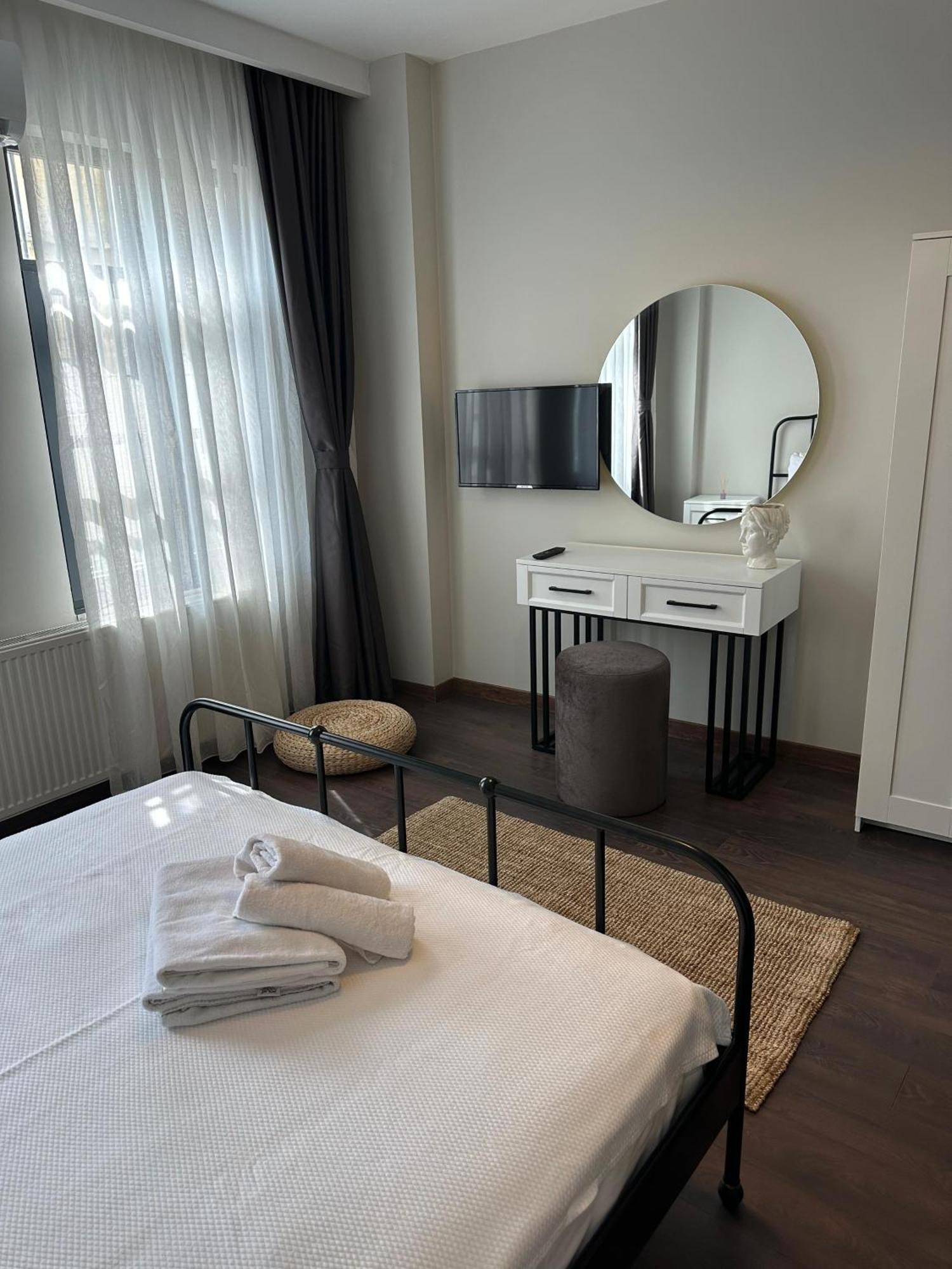 Nm Suites Beyoglu Provincia di Provincia di Istanbul Esterno foto